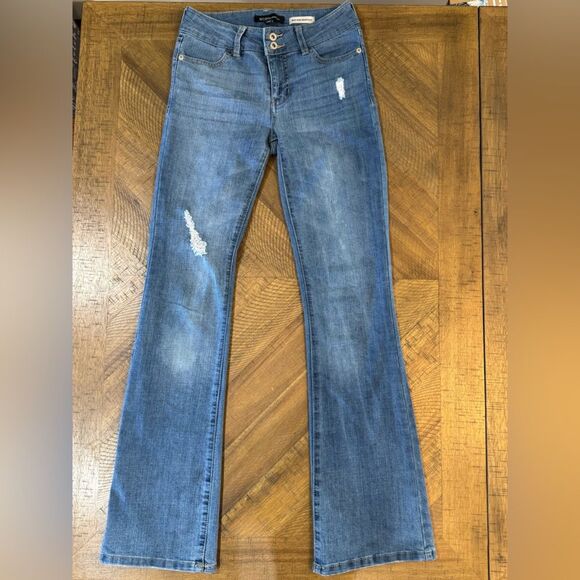 BCBGeneration Denim - BCBGeneration Women’s Mid Rise Bootcut Distressed Blue Jeans Size 1
